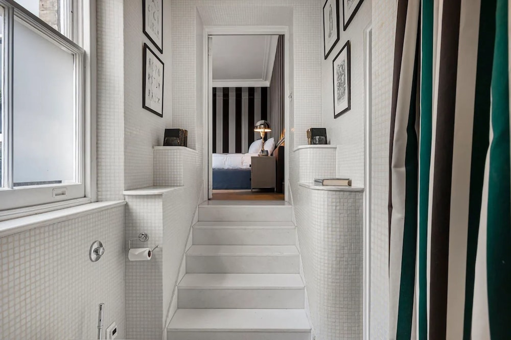Cadogan Squre-2 Bedroom