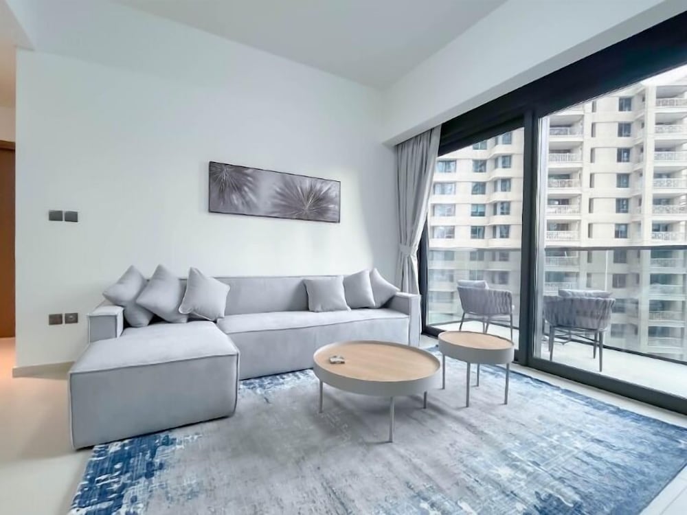 ACTONE Tower2-Step to Burjkhalifa-1BR