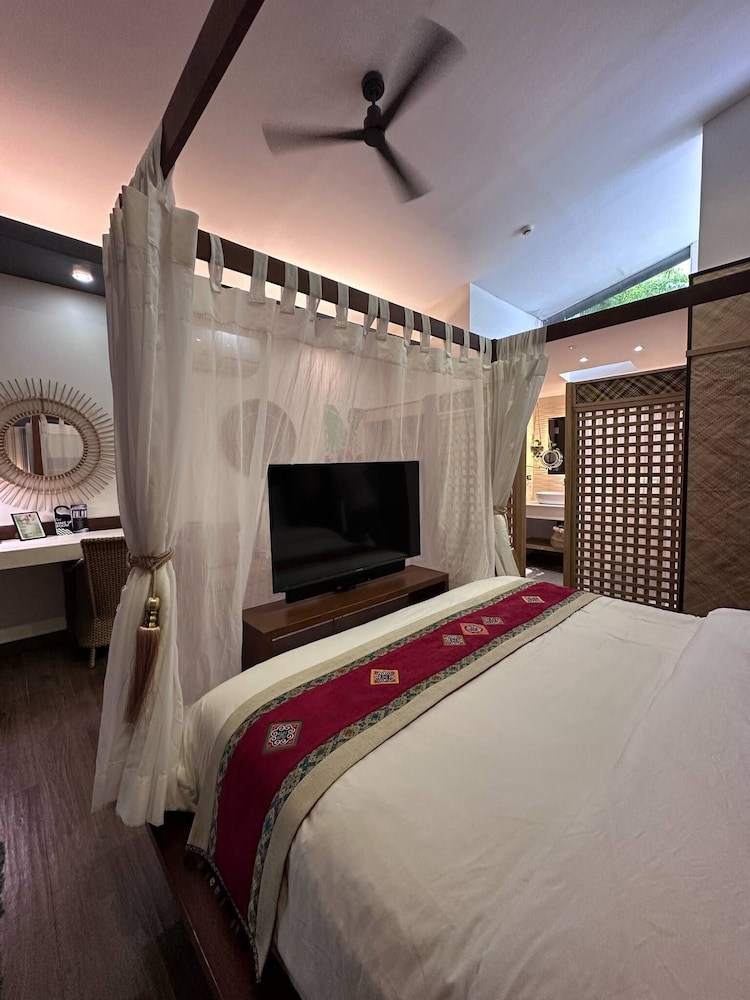 Banig Beach Resort El Nido