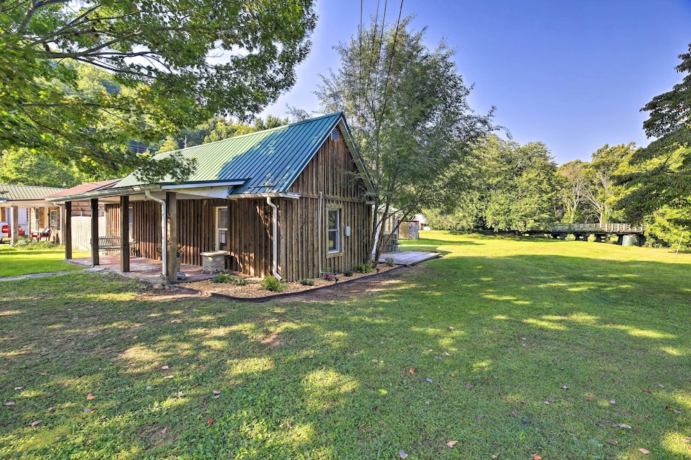 Cozy Damascus Home < 1 Mi to Appalachian Trl view 4