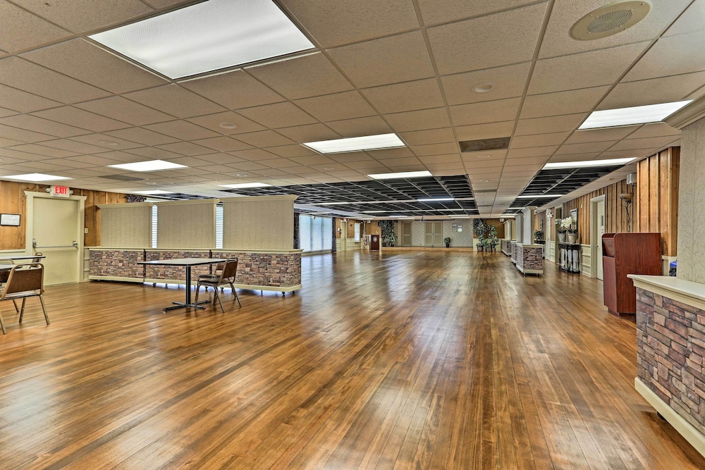 meeting & event spaces