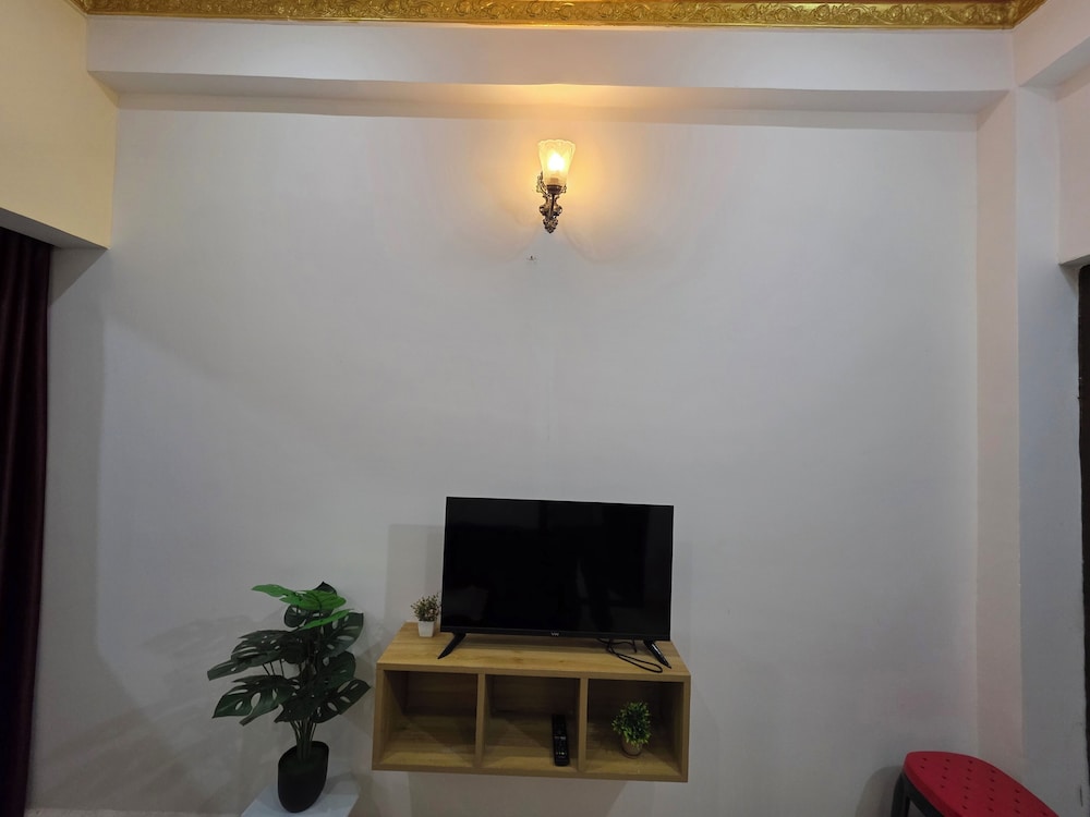 Narayans Residency