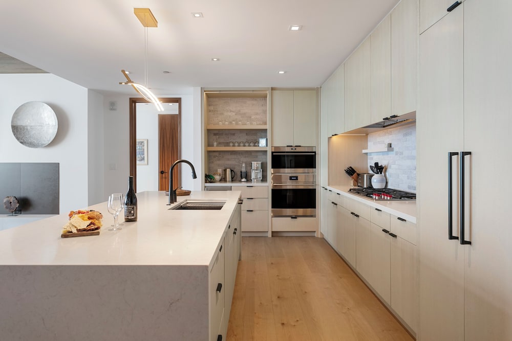Argent at Deer Valley Resort - Three Bedroom Deluxe #405 3 Condo
