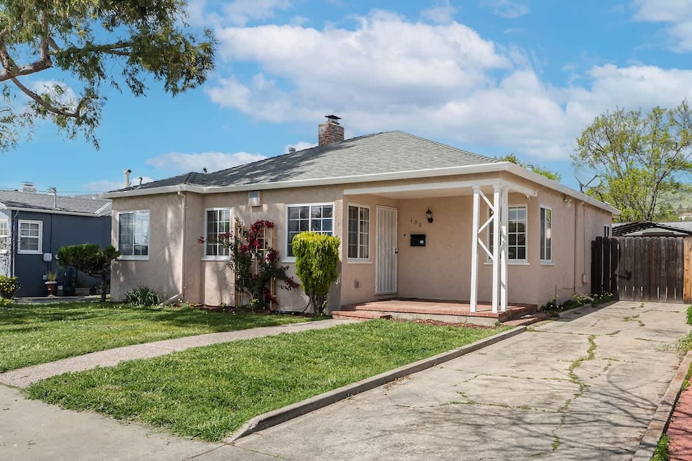 East SJ Entire 4Br Home Quiet