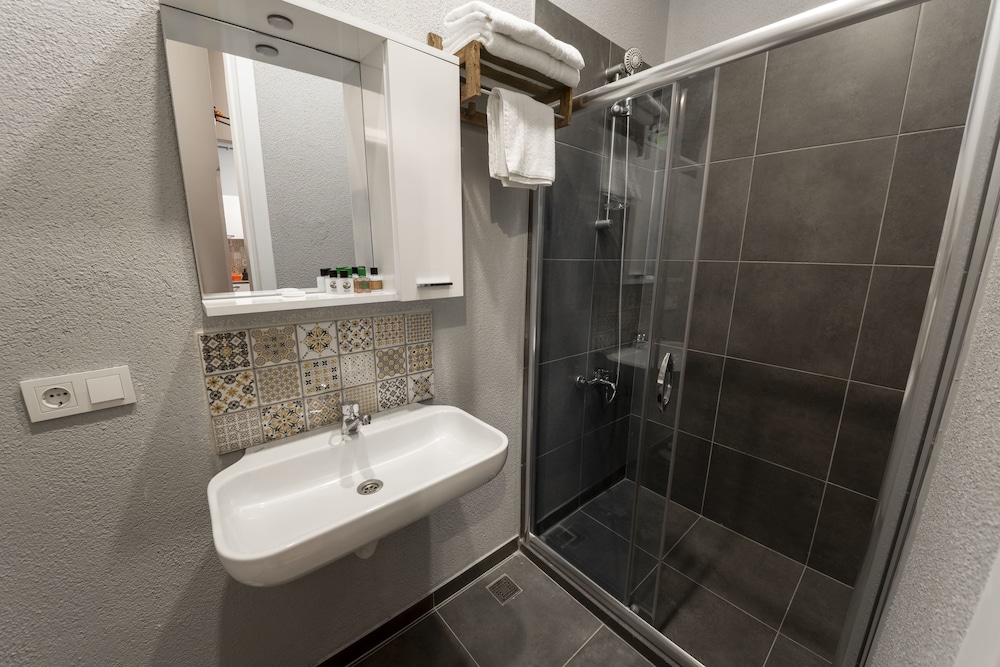 Royal Taksim Süitleri - Image 73