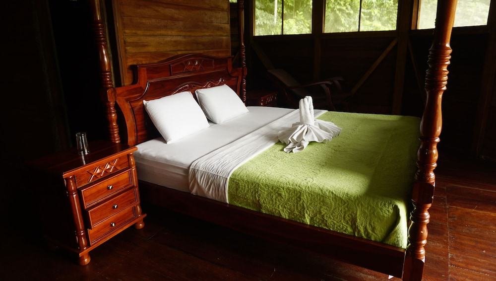 Sani Lodge