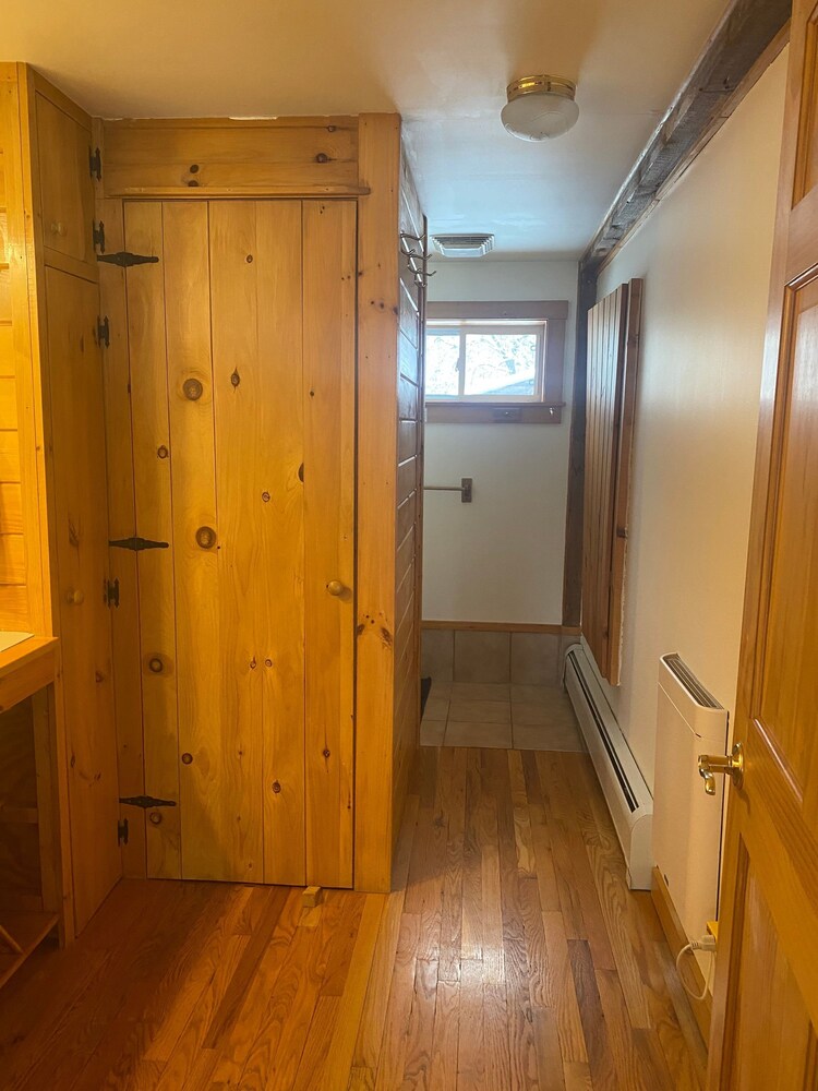 Relaxing Nature Retreat Perfect for Large Groups