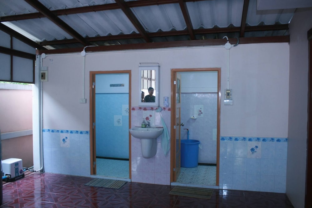 Buriram The Big House, 3 Bedrooms, 3 Bathrooms