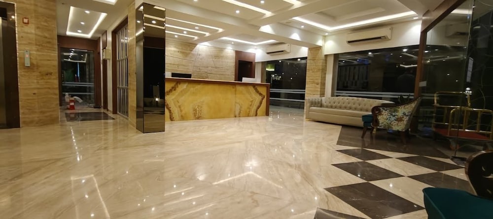 MERITAS GRAND INN