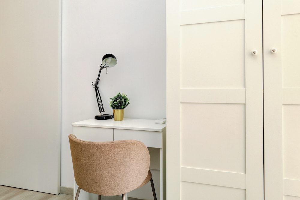 JOIVY Charming 2BR Flat near City Life