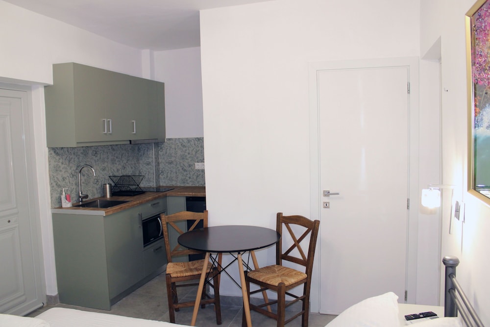 Aenaon Corfu Luxury Apartments 03 - Aris Apt