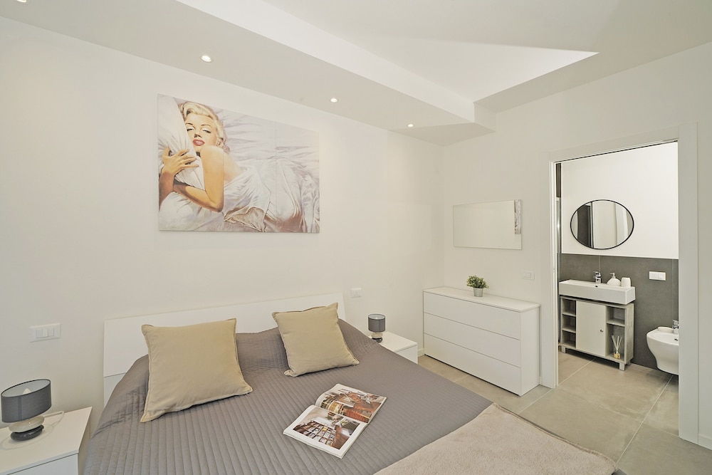 Sunshine Apartment by Wonderful Italy