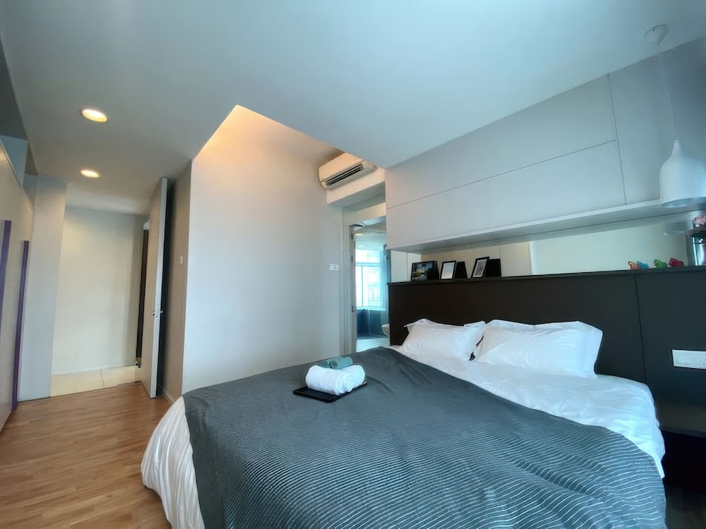 VERVE Suites KL South Apartments & Condo