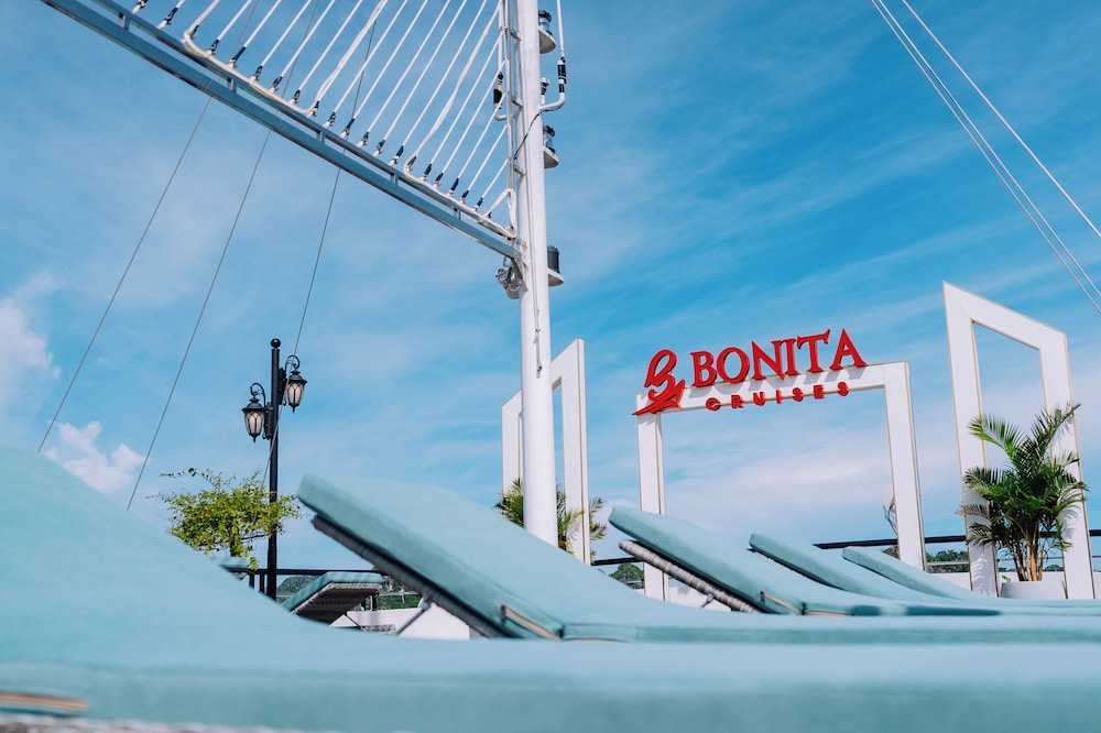 Bonita Halong Cruise