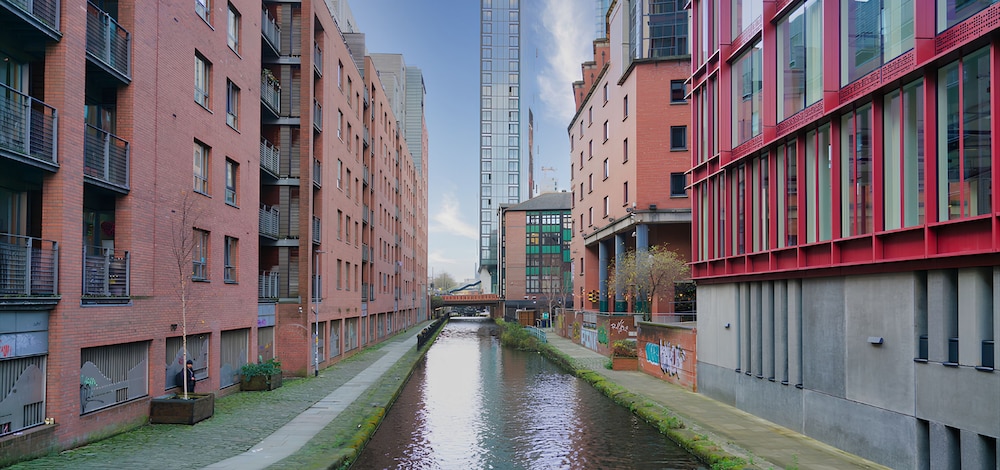 2 Bed Flat - Sleeps 6 - Parking - Wifi