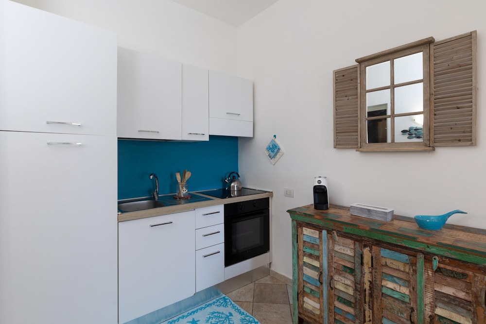 Anemone Apartment With Terrace by Wonderful Italy