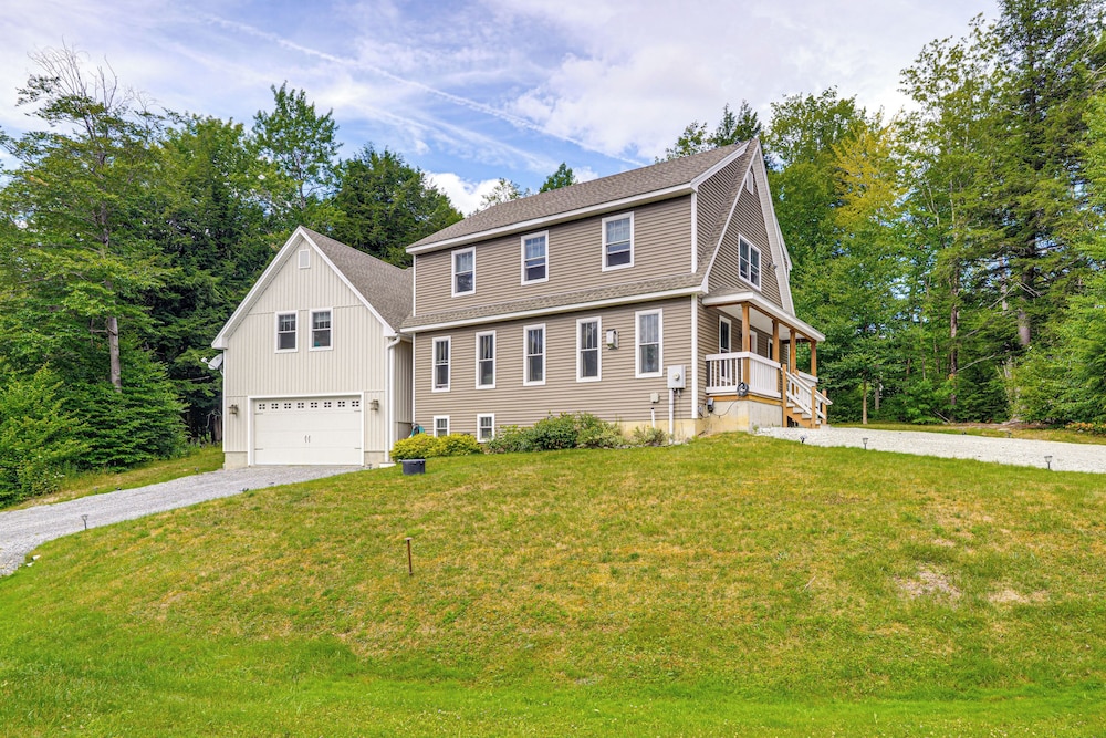 2 Mi to Golfing & Hiking: Spacious Wilmington Home