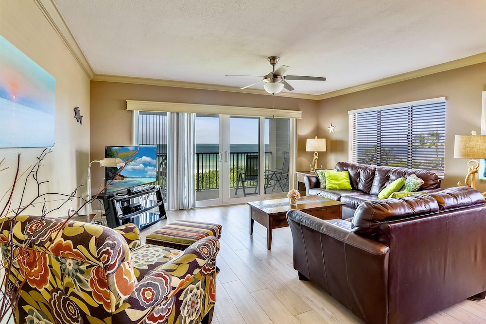 Land's End 11-407 Beach Front - Premier