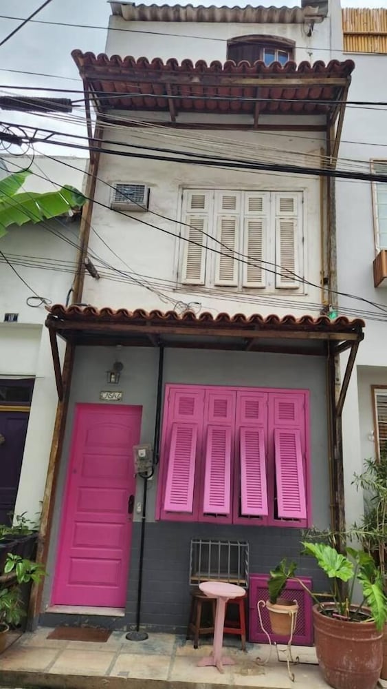 LIVE RIO HOSTEL