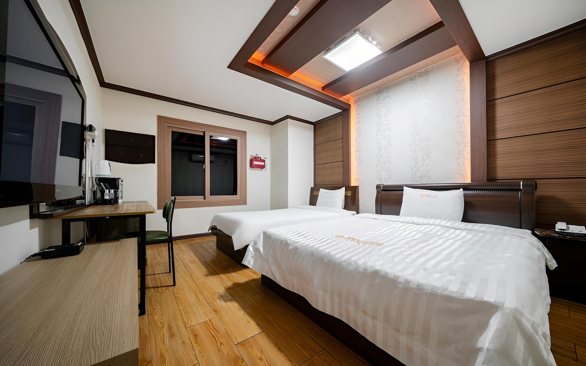 Jangheung Jinsong Tourist Hotel view 2