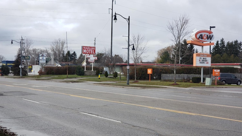 Travellers Motel