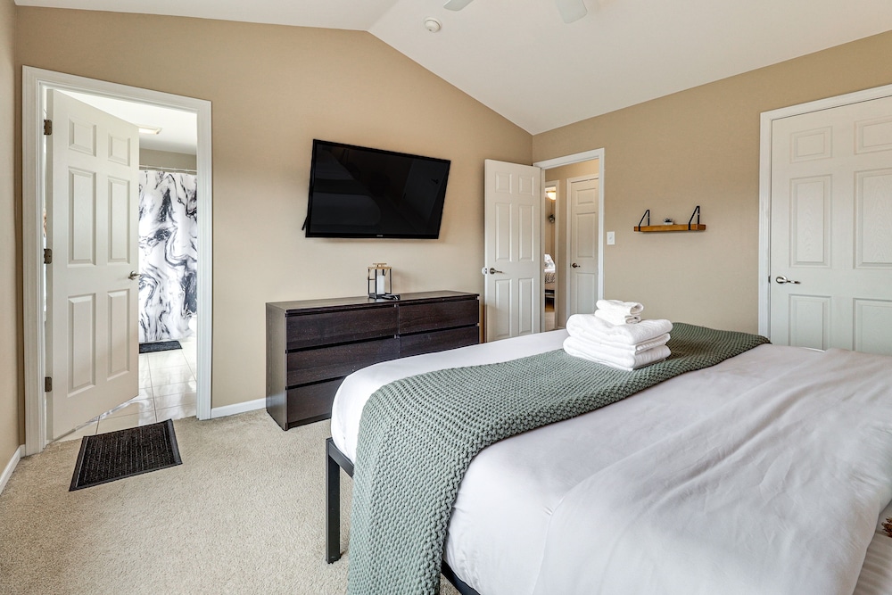 Family-friendly Townhome: 16 Mi to Pittsburgh! - Property Image 28