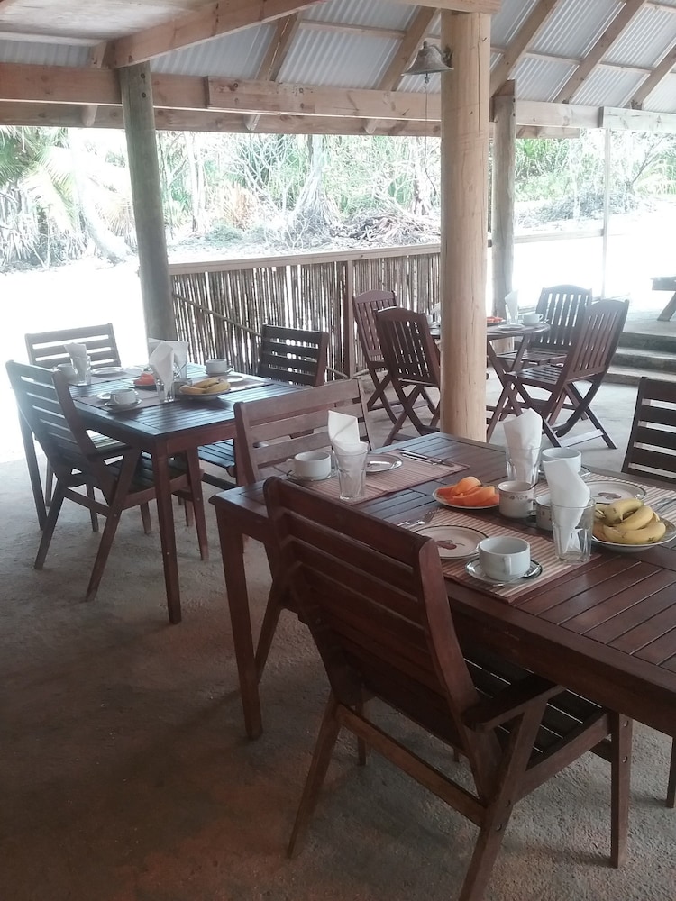 Ara Moana Bungalows