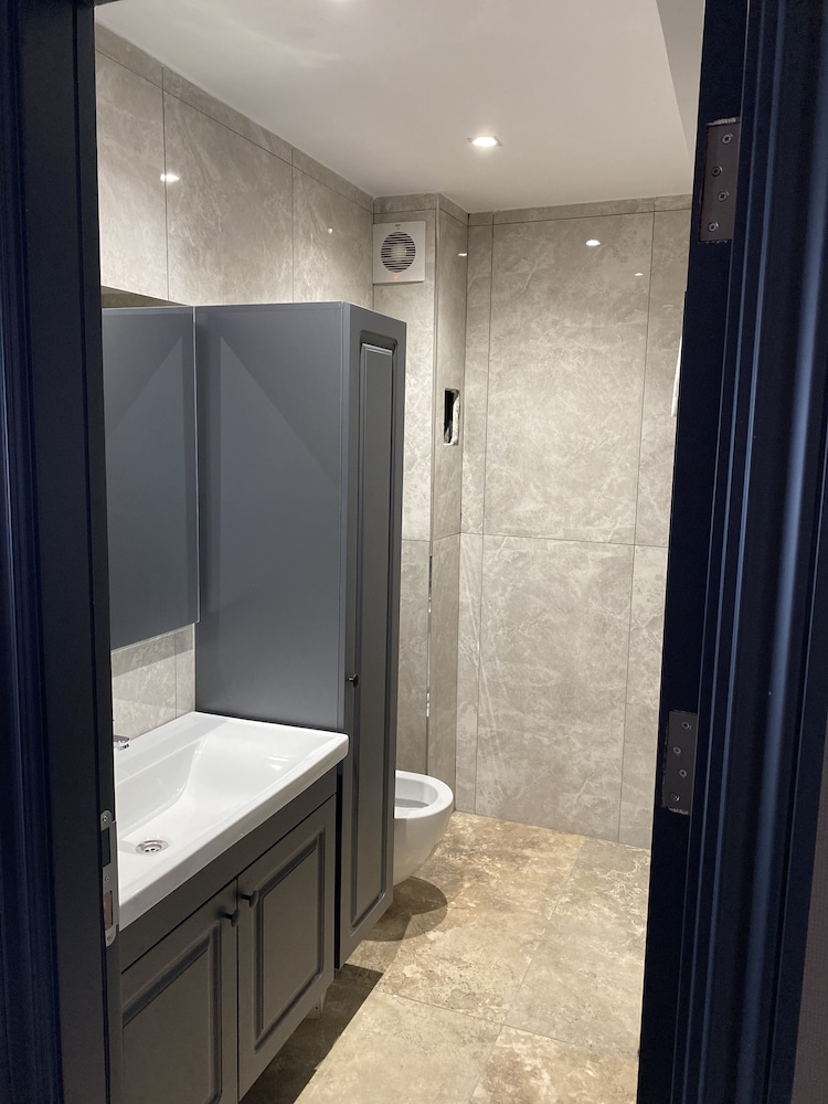 Delta Hotel Istanbul - Image 47