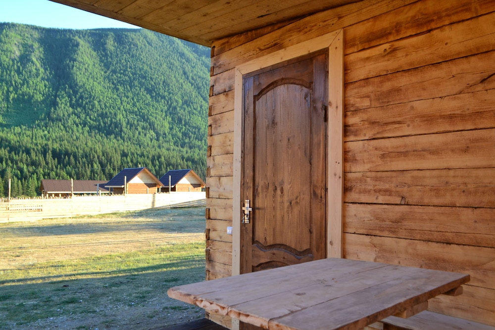 Ethnohouse YURTA