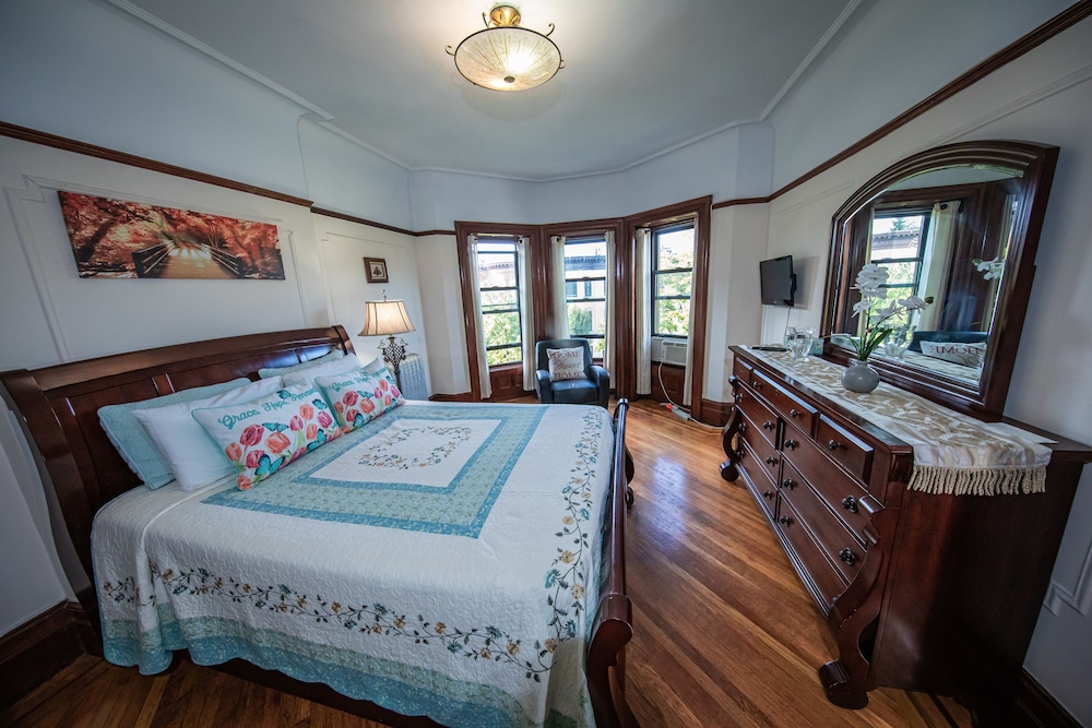 Lefferts Gardens Residence B&B