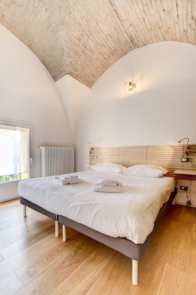 Appartamento a Villa Saltarelli II Vicino all Aeroporto by Wonderful Italy view 4