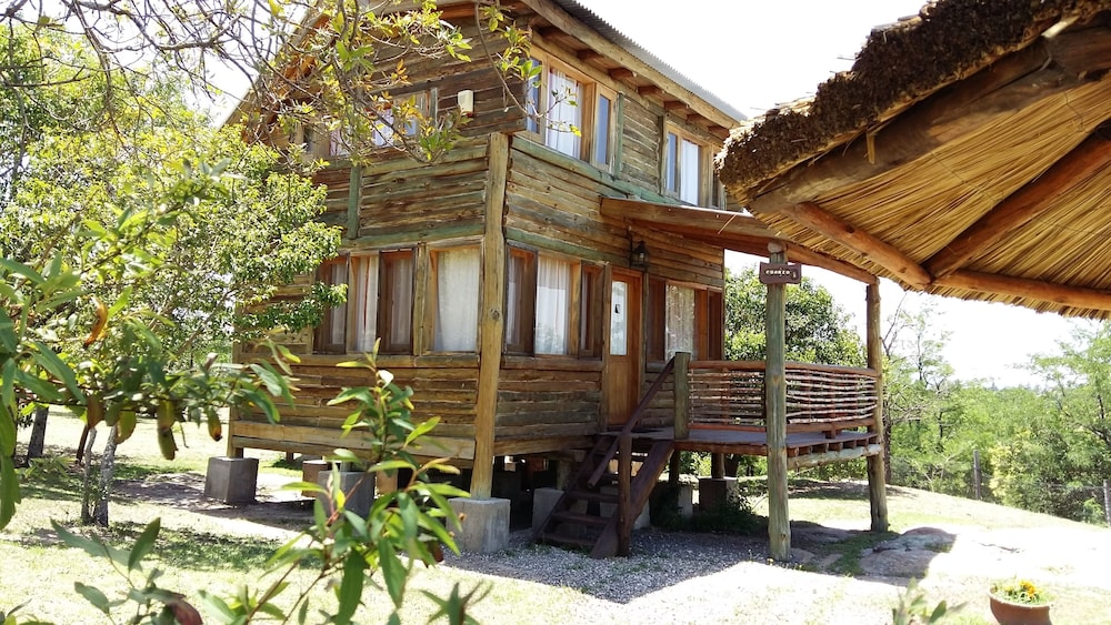 Cabañas Solar de Piedra