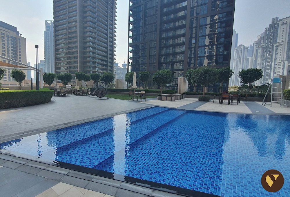 Vogue 43rd Floor Boulevard Heights