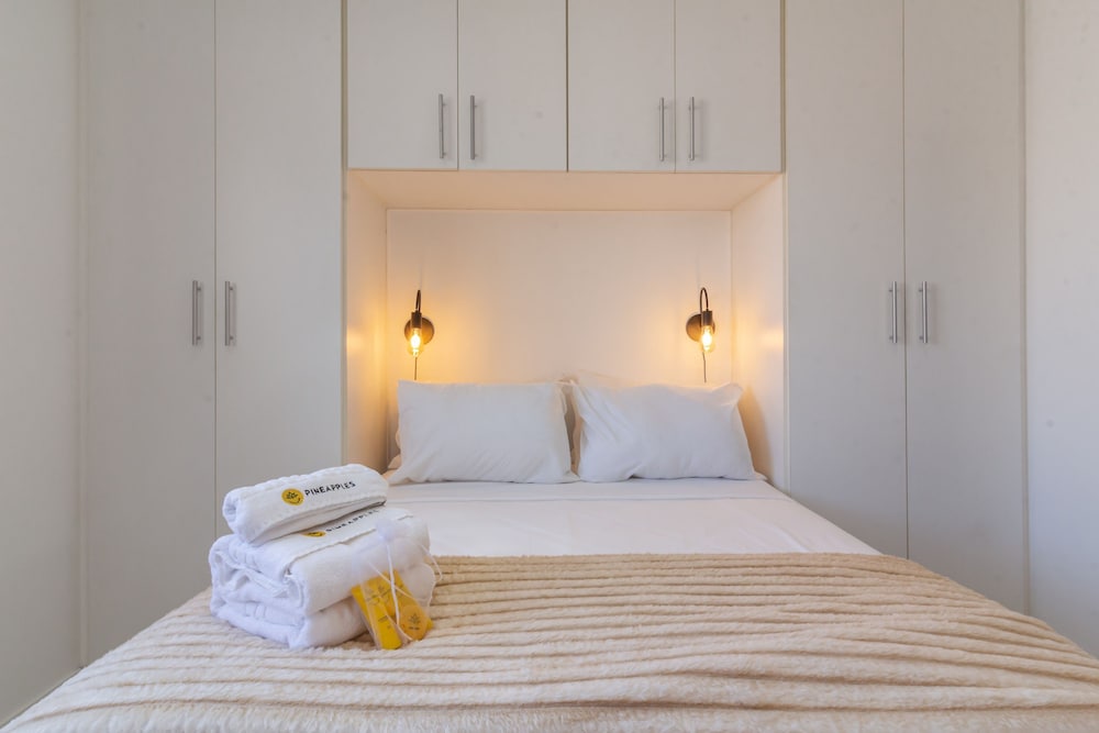 12 Minutes From Copacabana Beach Pl707