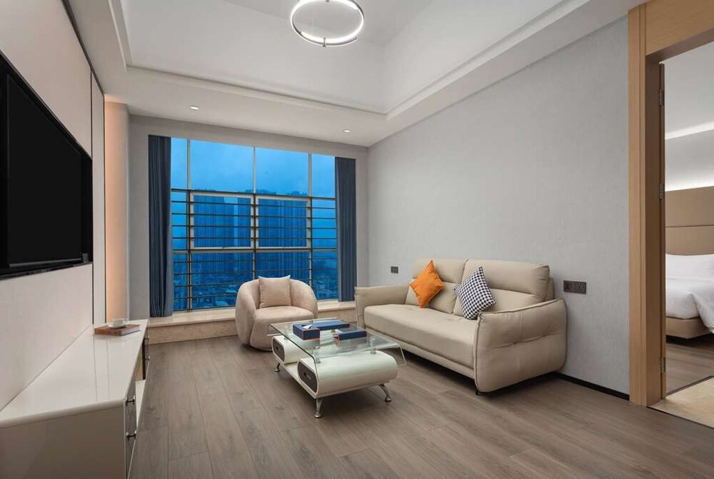 Days Hotel BY Wyndham Shenzhen Sanlian
