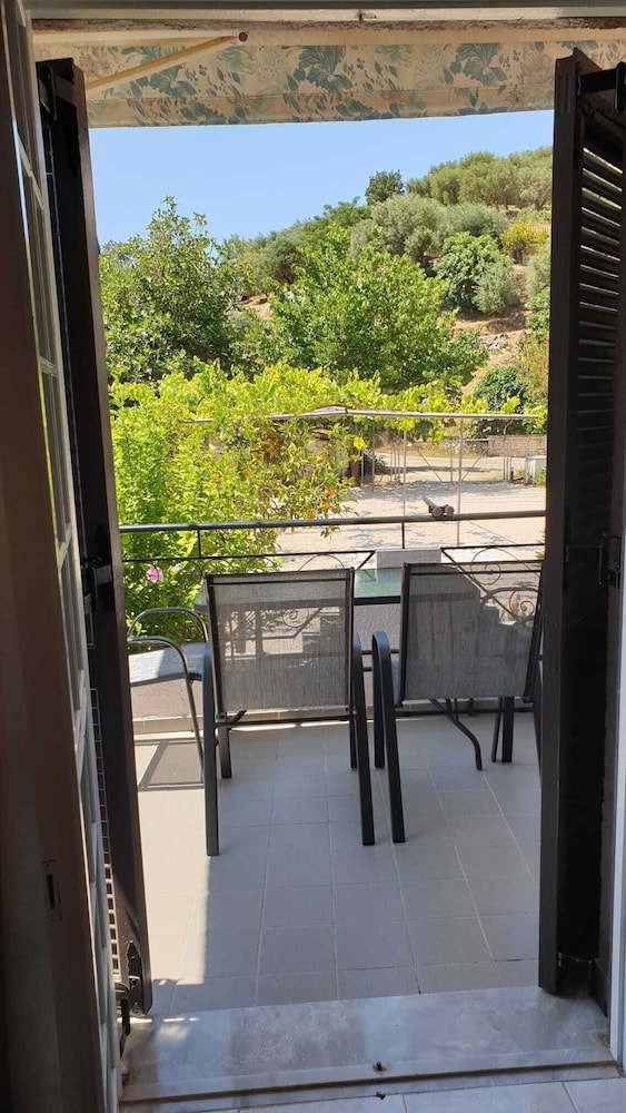 Sivotahomes-family view 3
