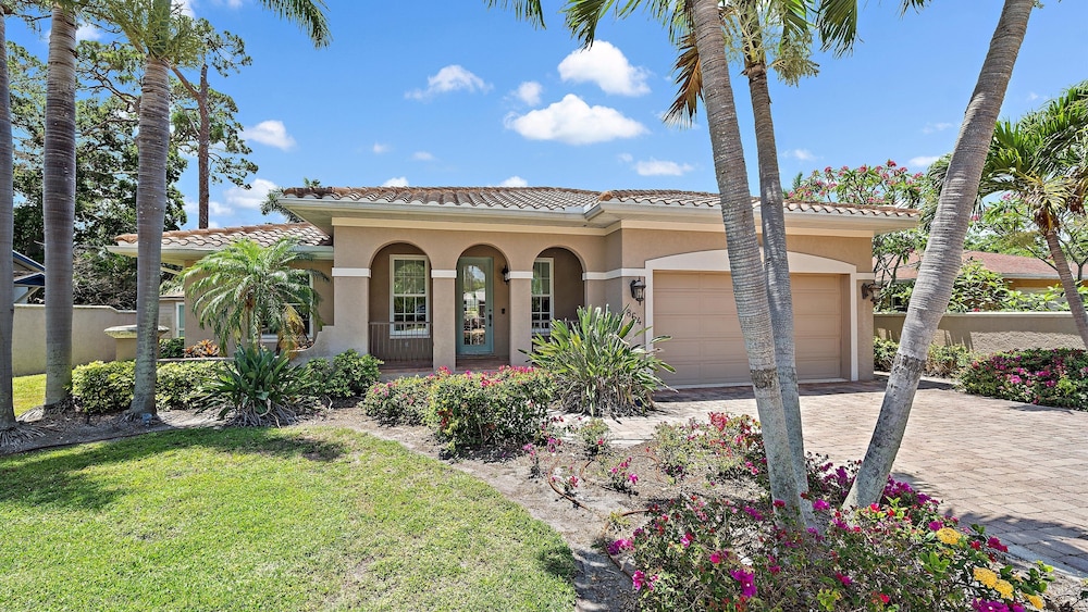 Sapphire Shores 3 Bedroom Home