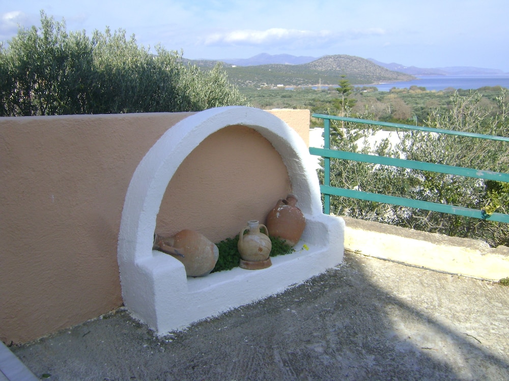 Kavousanos Apartments