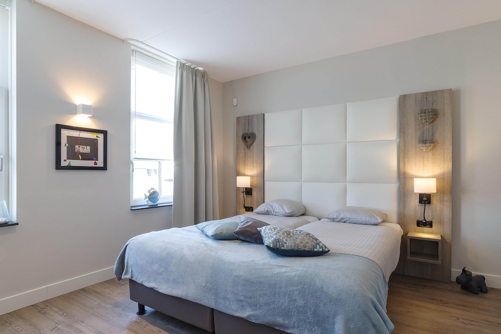 Villa Near Oosterschelde With Game Room