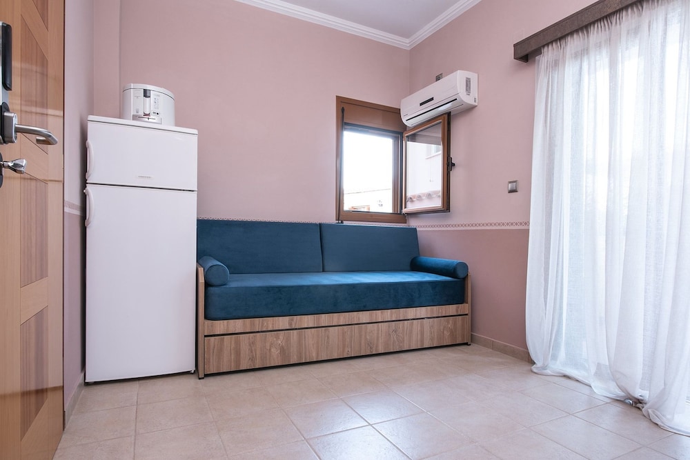 Cyrenia Guesthouse - Property Image 23