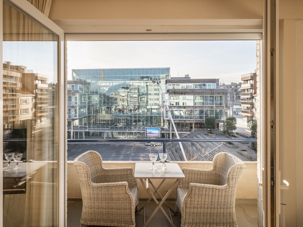 Apartment in Koksijde With Side Sea View