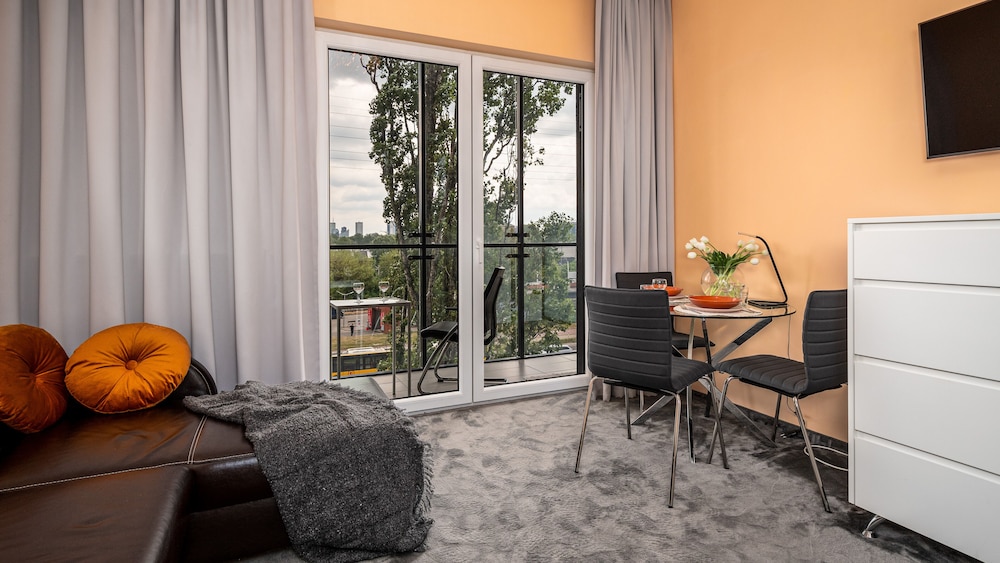 Apartamenty Sun & Snow Osiedle Bliska Wola view 4