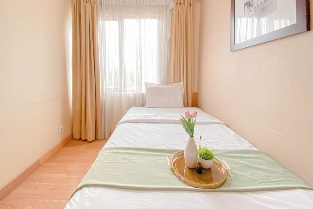 Elegant and Spacious 3BR at Grand Setiabudi Apartment