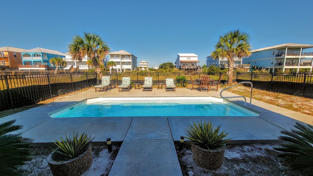 Beach Home With Private Pool & Beach Access- Sleeps 4