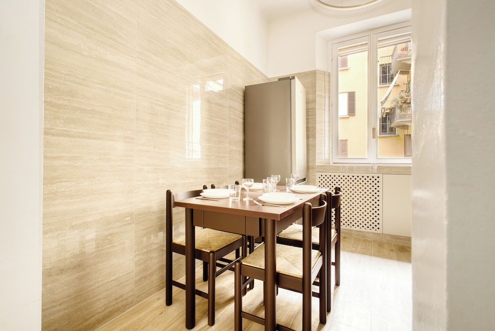 Modern flat near the Centre of Milan