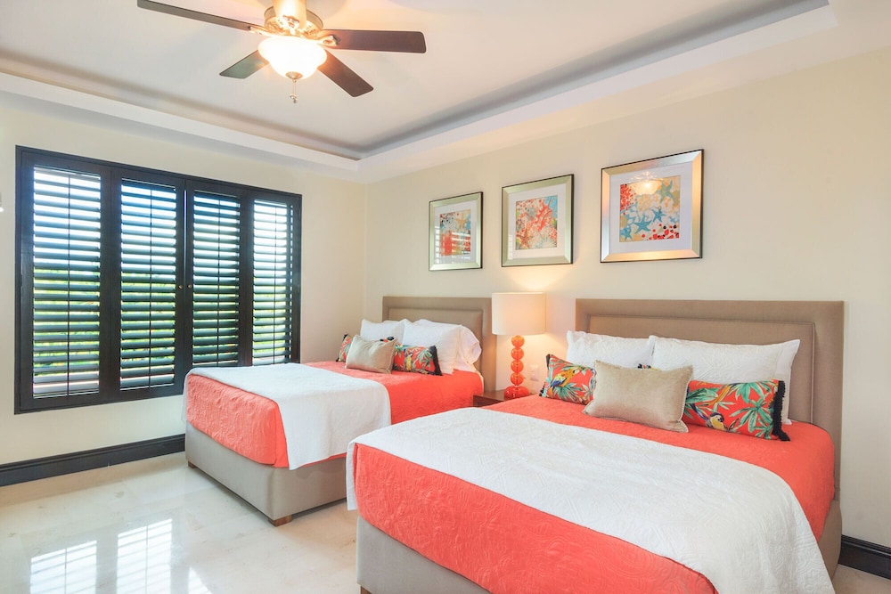 Premium Four Bedroom Condo - Property Image 2