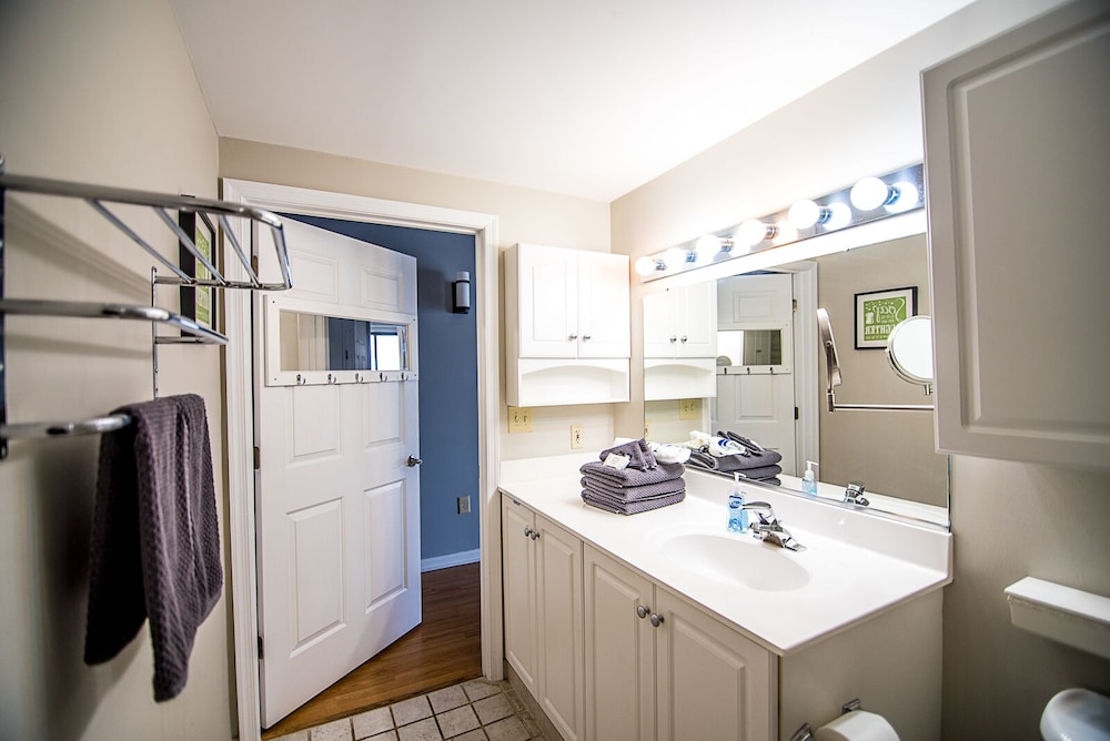 Water Street Retreats