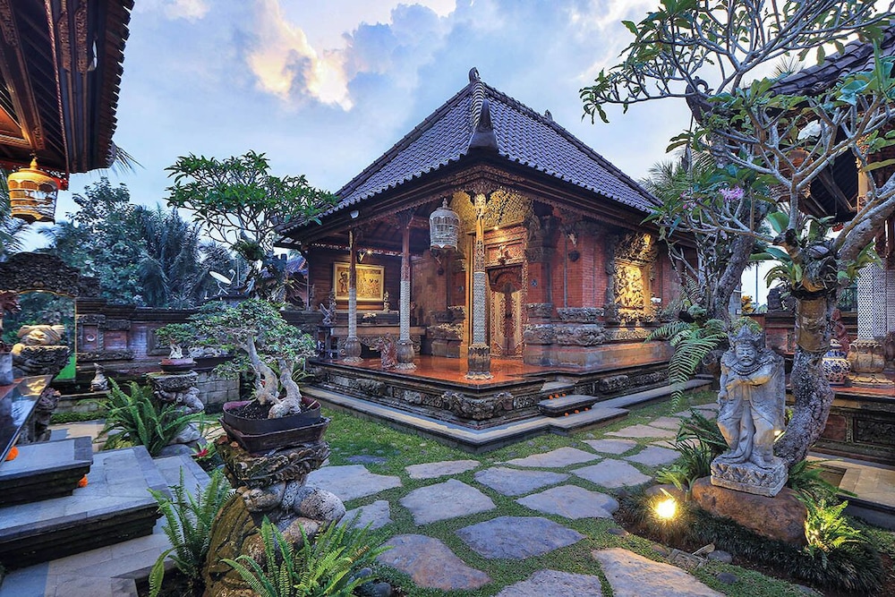 Lawani Resort