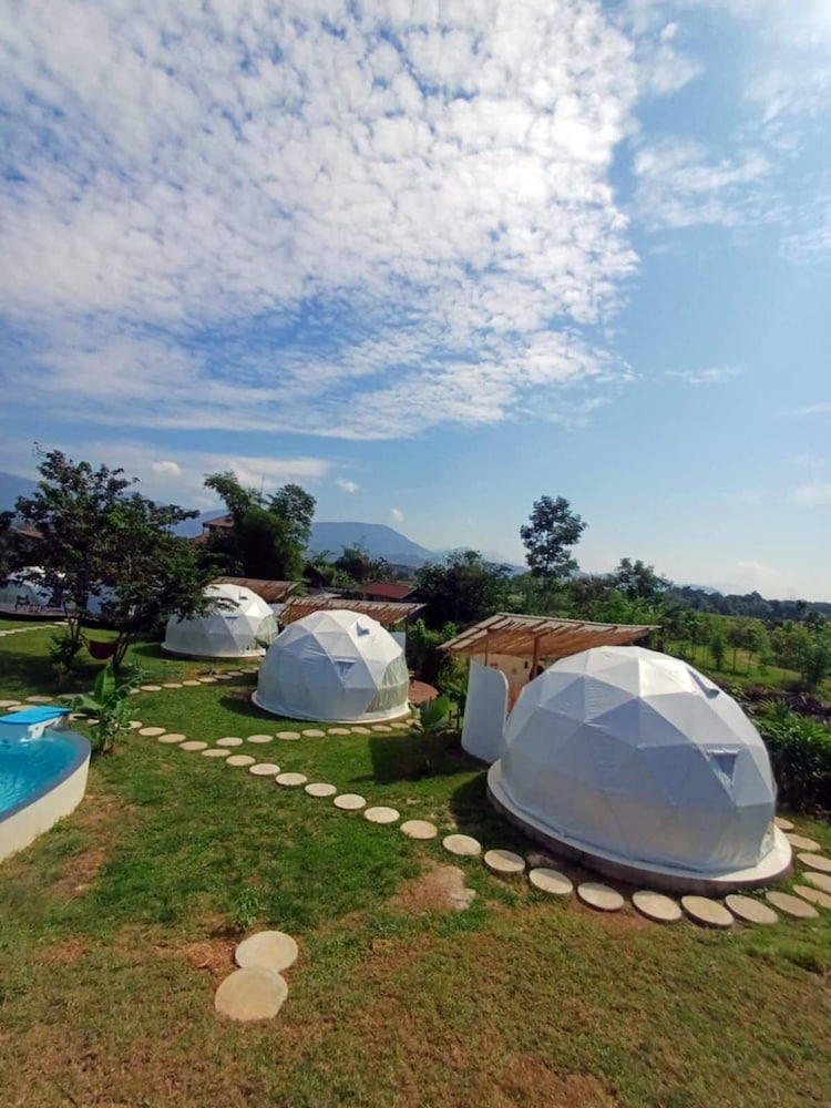 Sabai Glamping