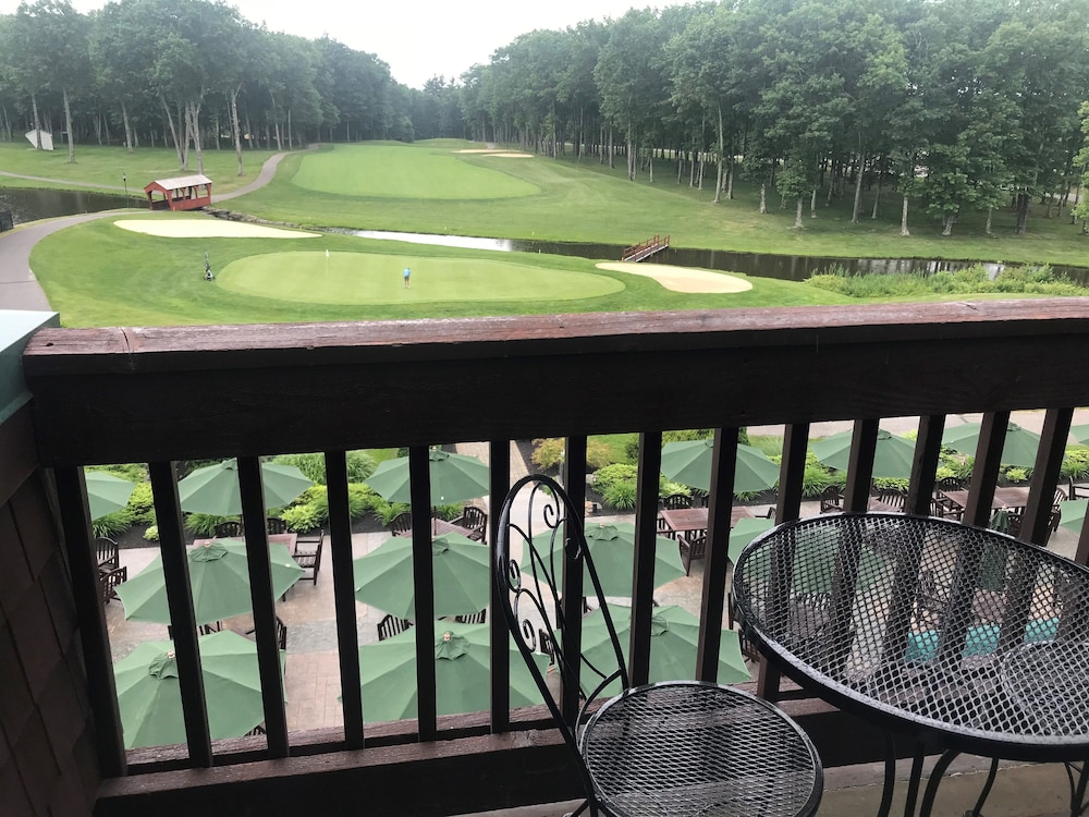 Atkinson Resort & Country Club